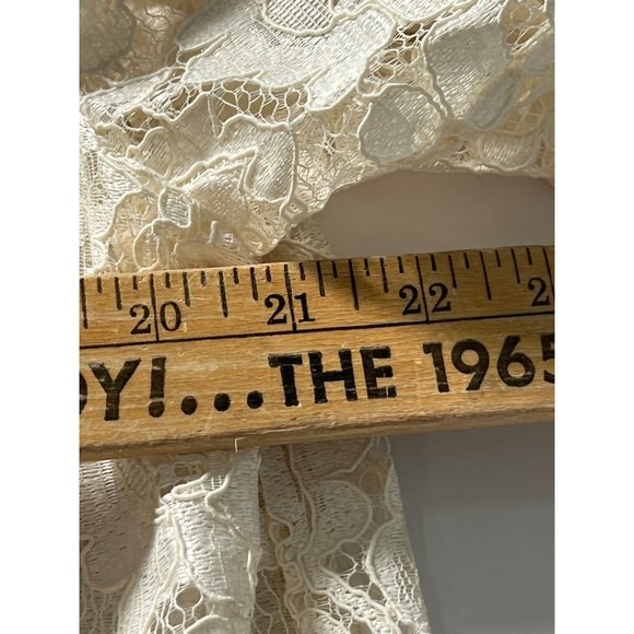 Express Lace Puff Mutton Sleeve Top Long Sleeve Blouse Women L Cream Keyhole NEW - Picture 5 of 8